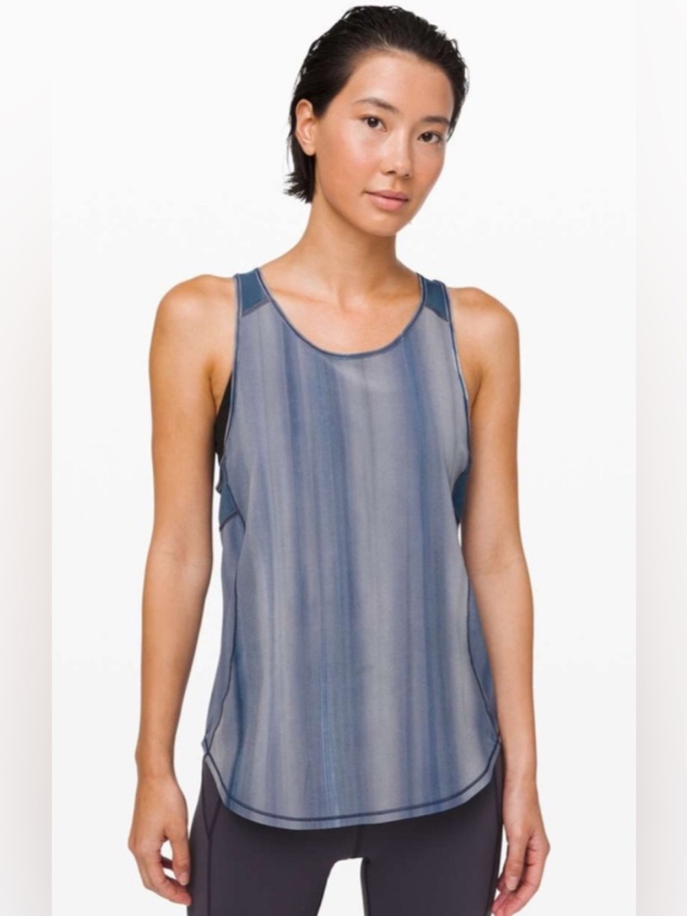 Lululemon Sculpt Tank
(Brushed Spray Dye White Code Blue) women’s size 6